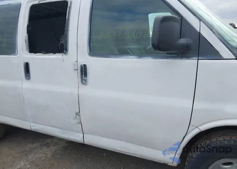 2011 Chevrolet Express 2500 Work Van from USA, damaged, VIN 1GCWGFBA2B1117753